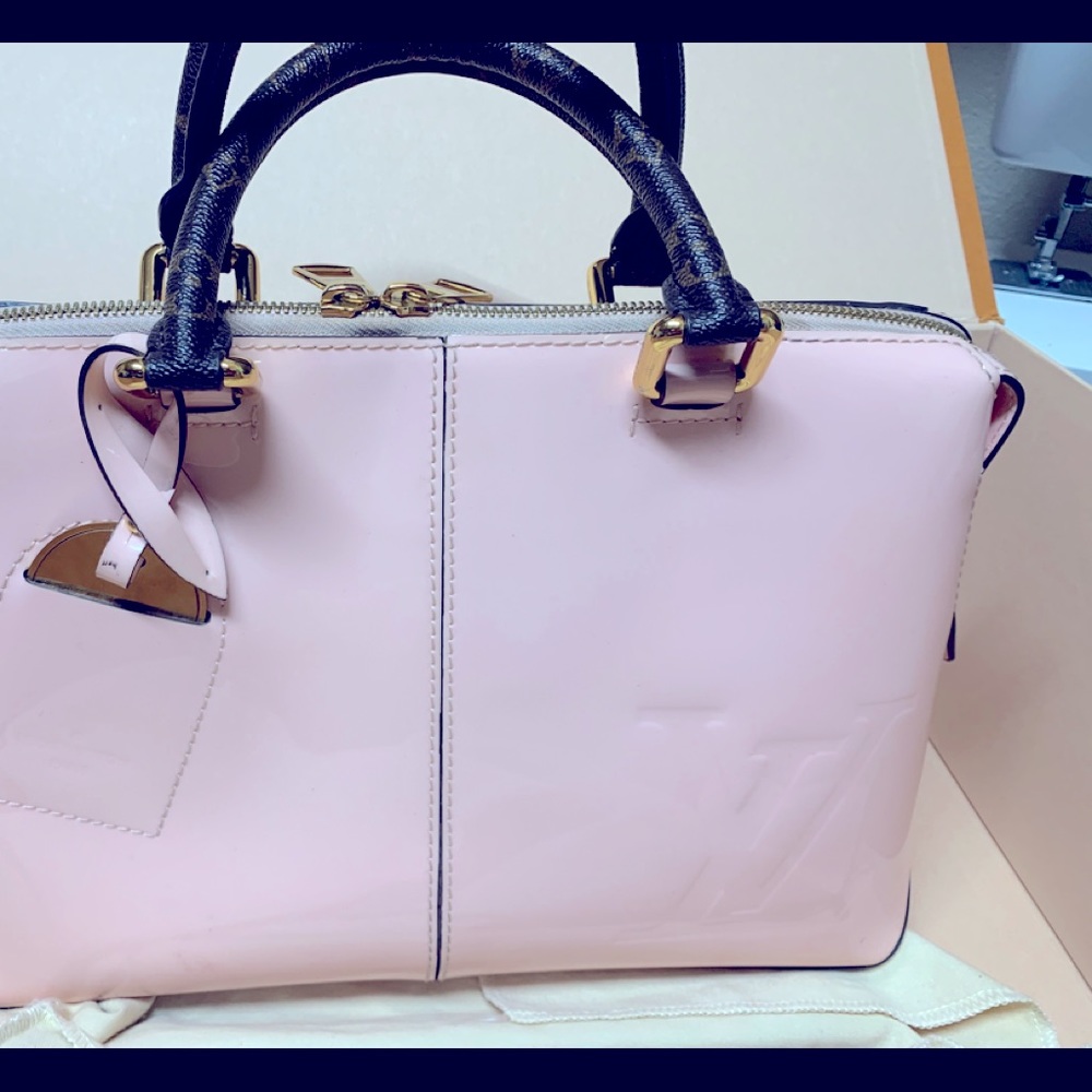 Limited edition Louis Vuitton pink Vernis Miroir